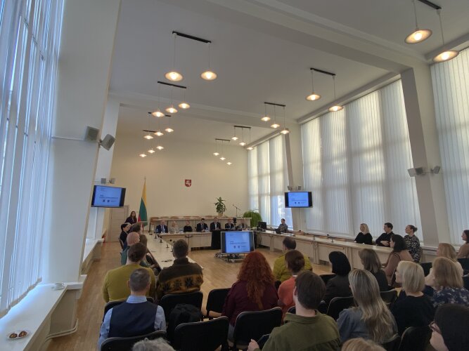 Lietuvos Aukščiausiajame Teisme pristatytas Teismo dirbtinio intelekto įrankis „TeDIA“