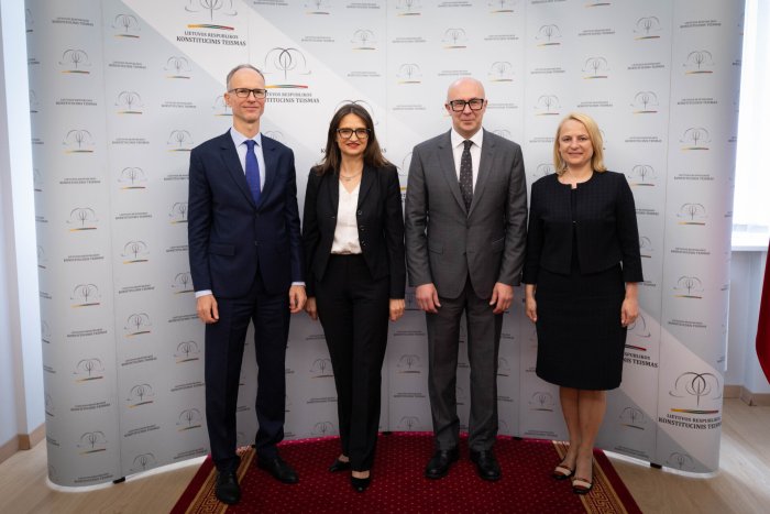 Europos teismų tinklo nariai Konstituciniame Teisme diskutavo apie prejudicinio sprendimo praktinius aspektus