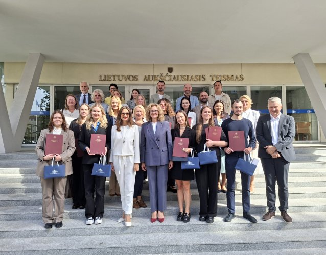 Lietuvos Aukščiausiajame Teisme vyko tradiciniai geriausių teisės magistro darbų apdovanojimai